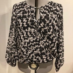Vince Camuto Wrap Style Top Brush Stroke (S)